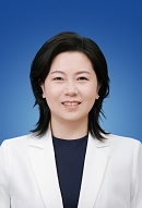 4连海瑞.jpg